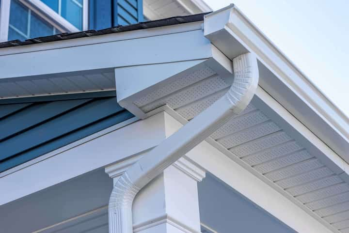 Low-maintenance vinyl gutters for rainwater management in Fayetteville